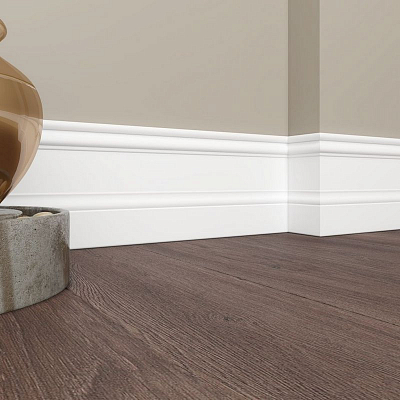 Плинтус Ultrawood Base 002