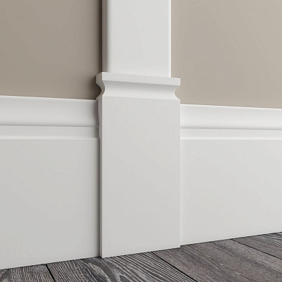 Декор. эл-т нижний Ultrawood D 1075